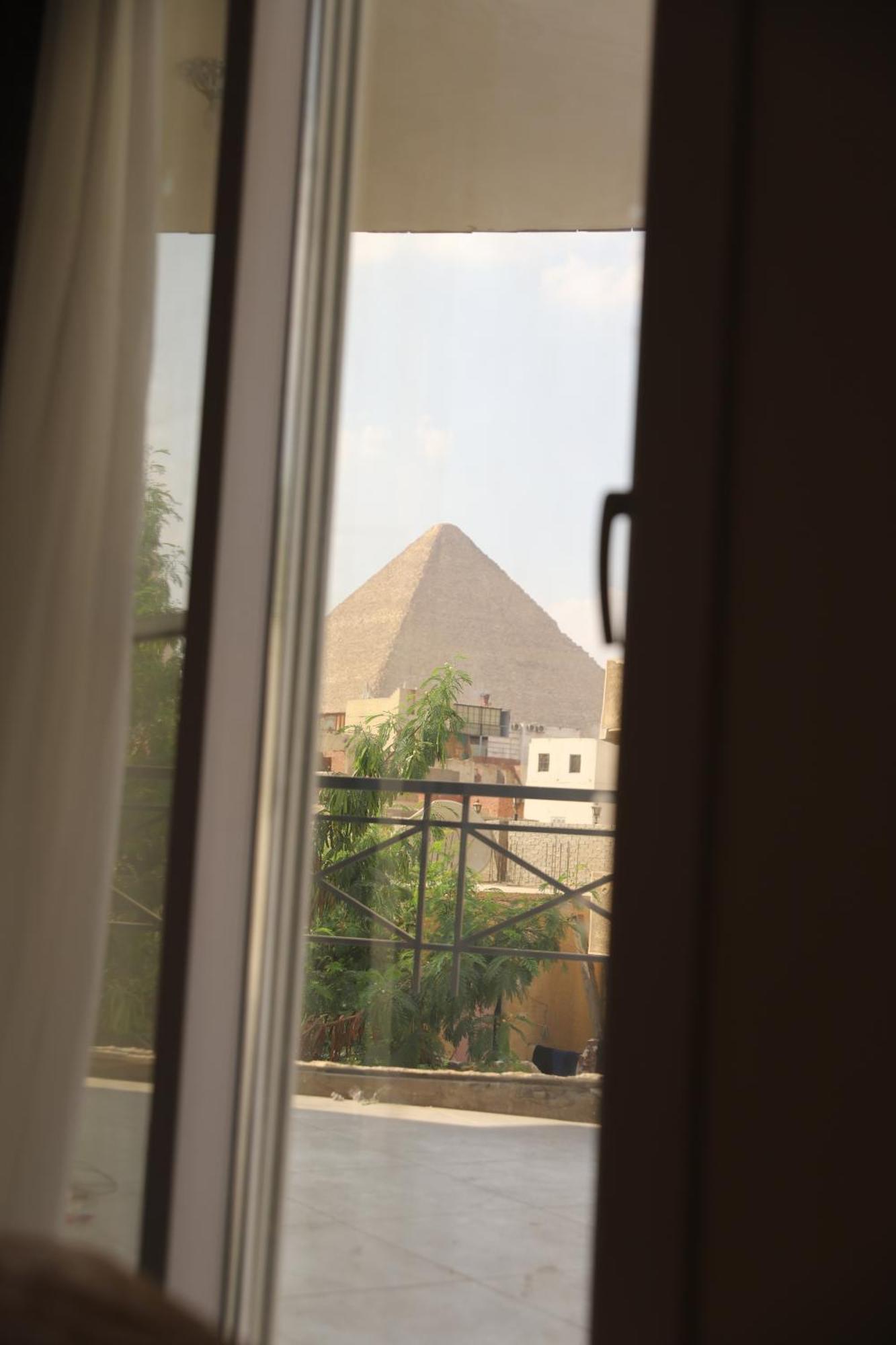 King Khufu Pyramids View Hotel Kafret el-Gabal Exteriér fotografie